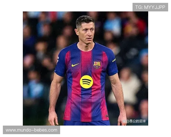 莱万多夫斯基生涯轨迹解析：传统中锋向全能终结者的进化