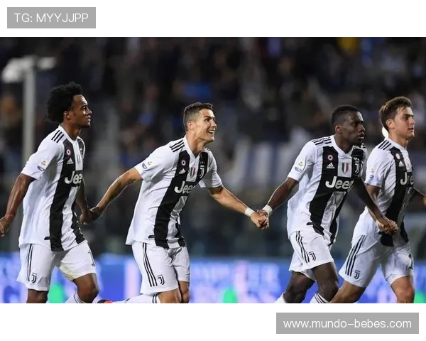 尤文图斯中后卫频繁失误，这支豪门球队是否已彻底失去防守基因？